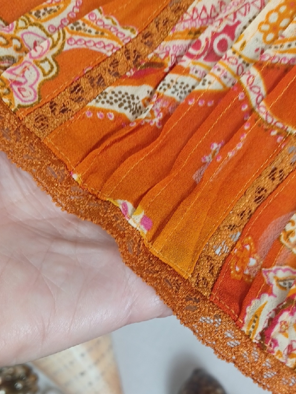 Notations Orange & Cream Paisley Bell Sleeved Gorgeous Creped Romantic Blouse - Picture 5 of 11
